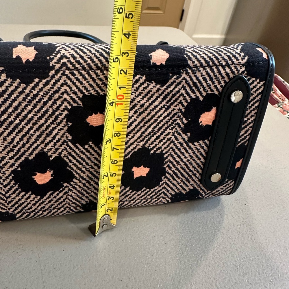 Kate Spade EUC Ella herringbone floral purse pink and black - Picture 3 of 6